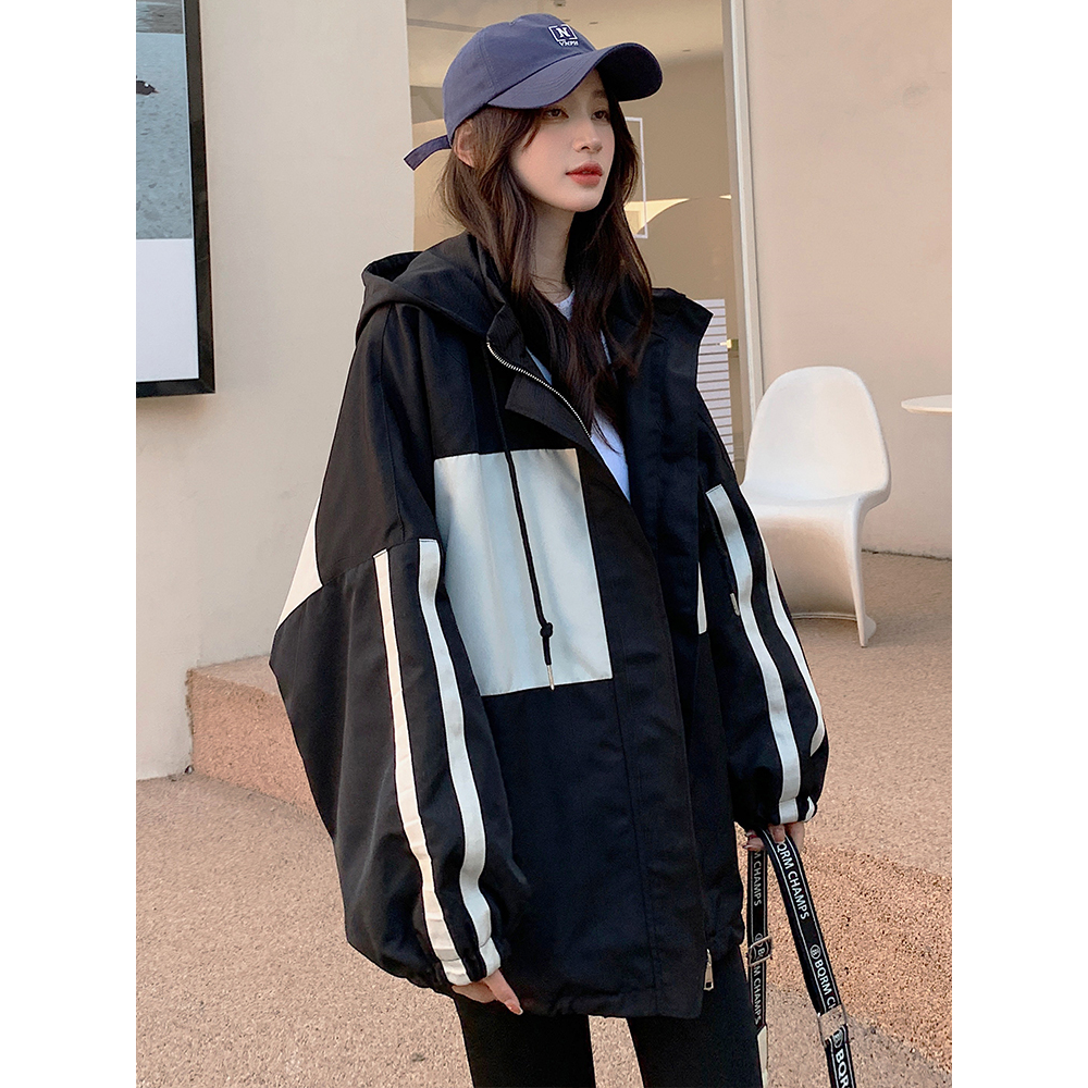 设计感冲锋衣女春秋冬季加棉新款宽松大码拼接防风拉链夹克外套