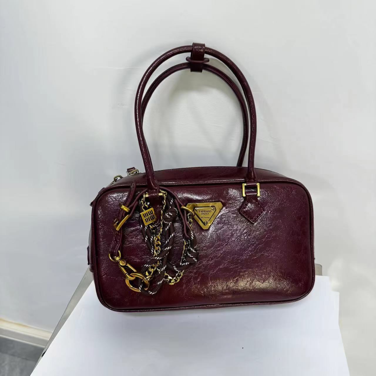 【瑞熙甄选】SD-3689-复古酒红RAIN.CUN轻奢小众时尚女士包