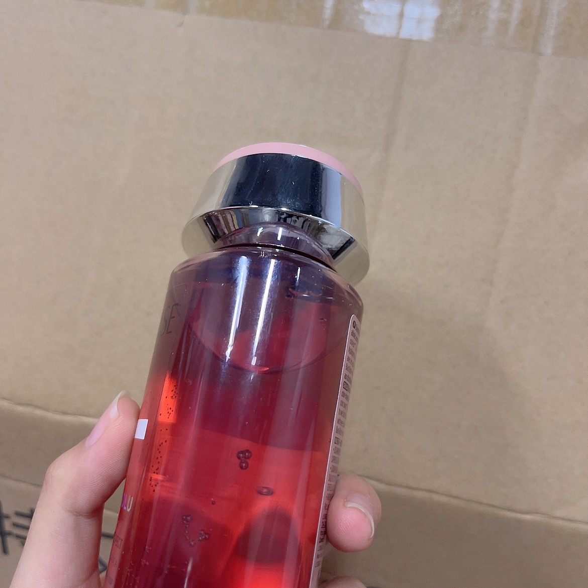 【言言分享卡卡】粉色清新滋润洗发水