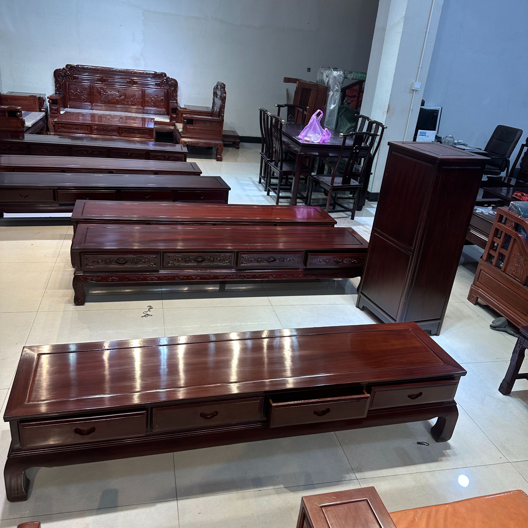 非洲 酸枝木香蕉脚素面2米四抽电视柜