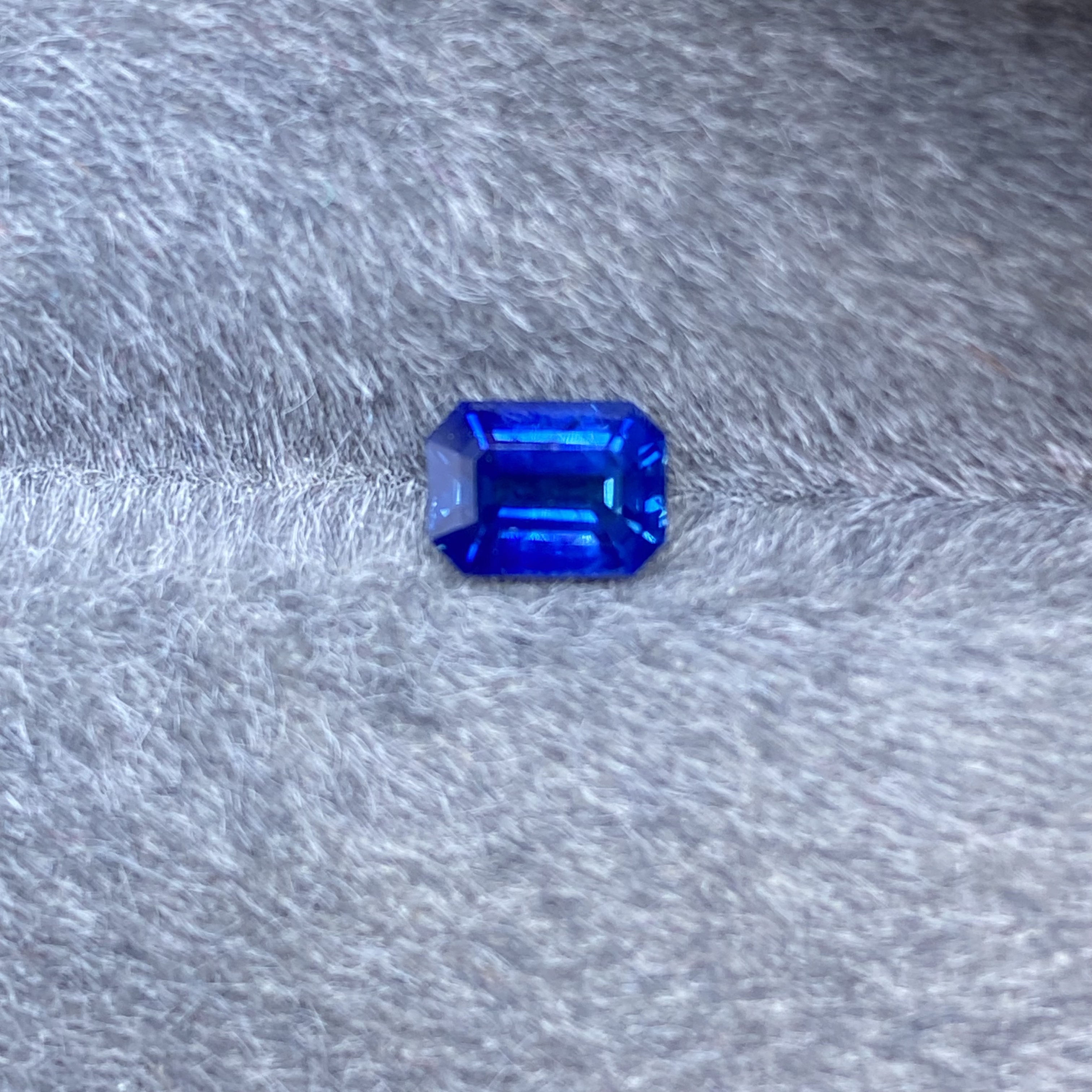 天然无烧皇家蓝蓝宝石1.04ct全净无瑕经典八角切正蓝色小价位