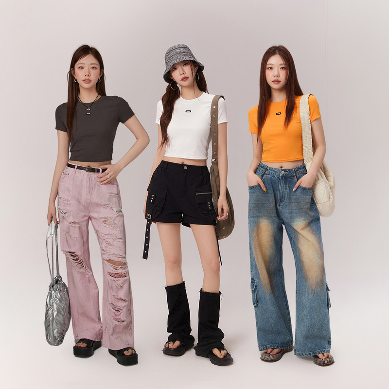 D008【金拐子专属】CHUU后背镂空设计字母印花短款T恤-F