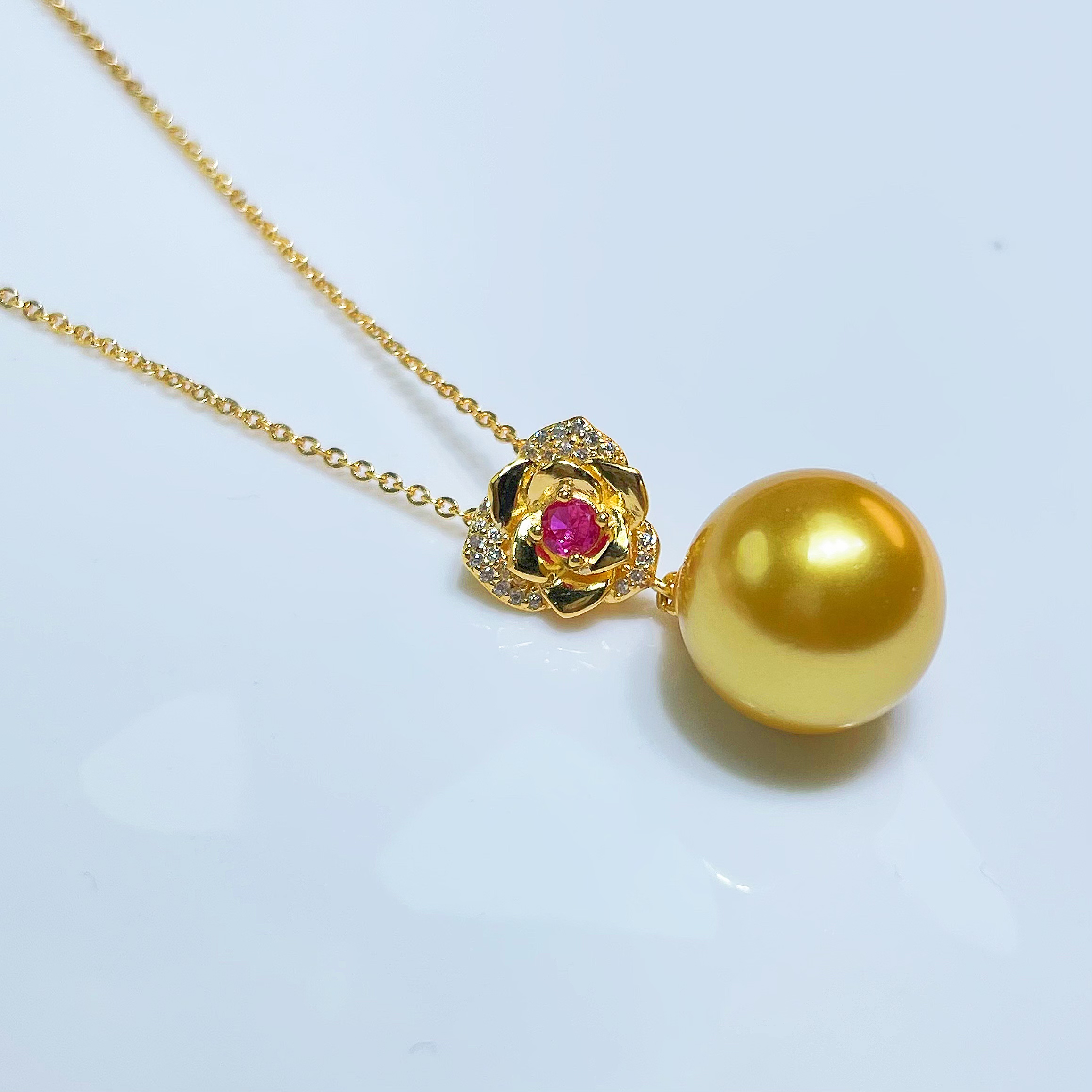 【50】18K玫瑰花扣头镶金色珠吊坠【赠链子】