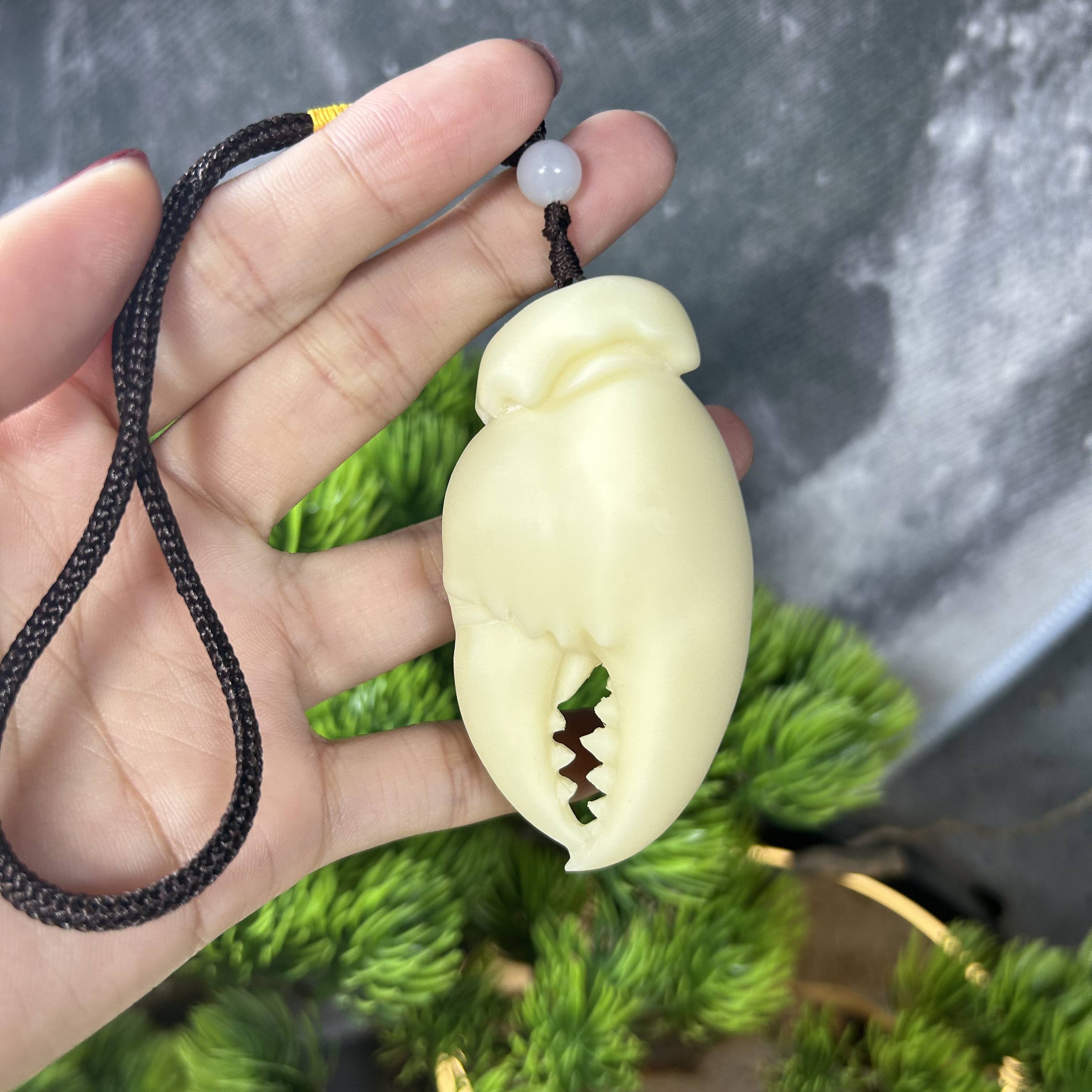 手上有钱手把创意礼品摆件根雕工艺品