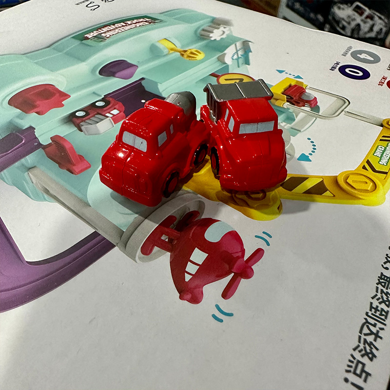八步加宝套盒飞侠机器人