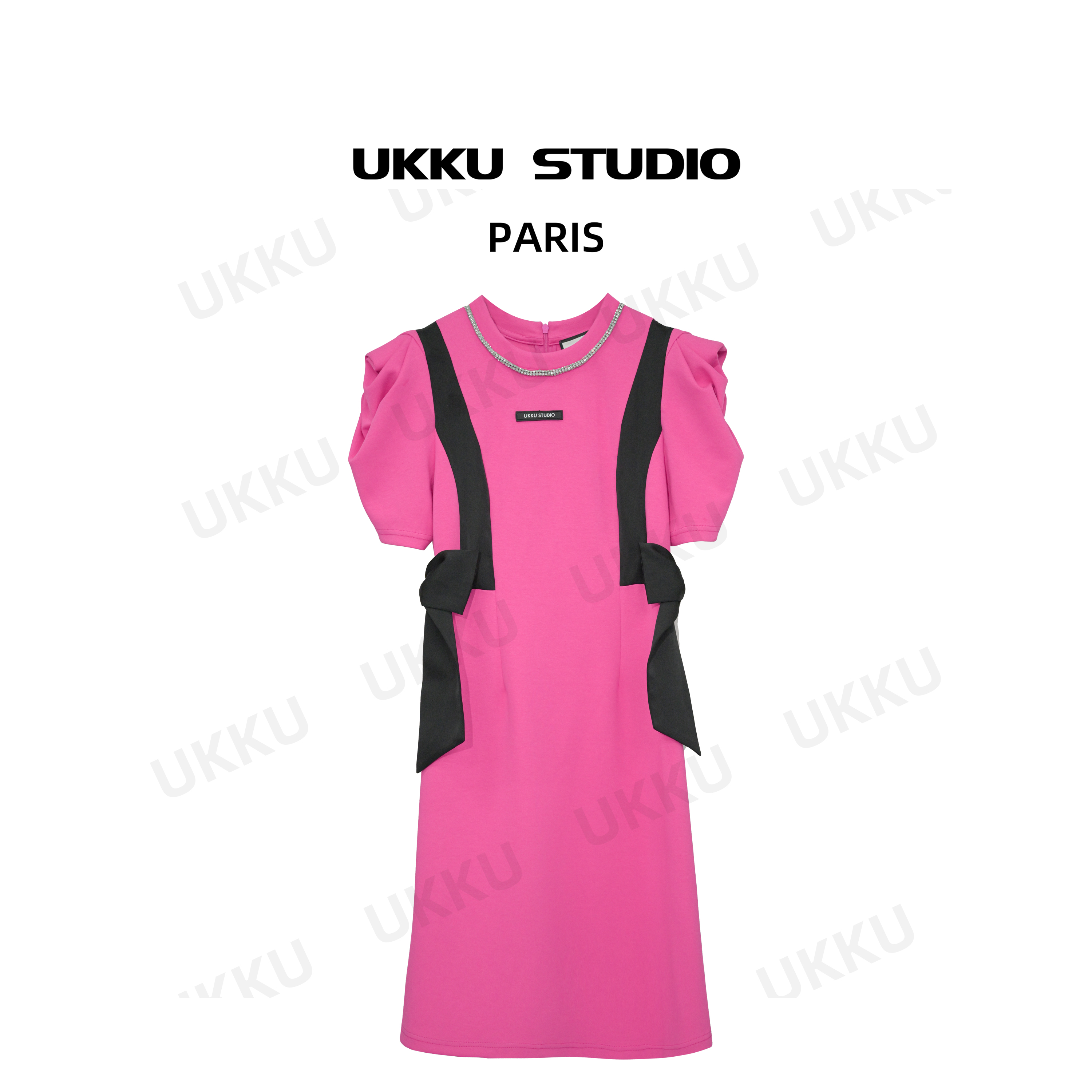 文文【UKKU STUDIO】轻奢设计款连衣裙时尚休闲百搭连衣裙312297