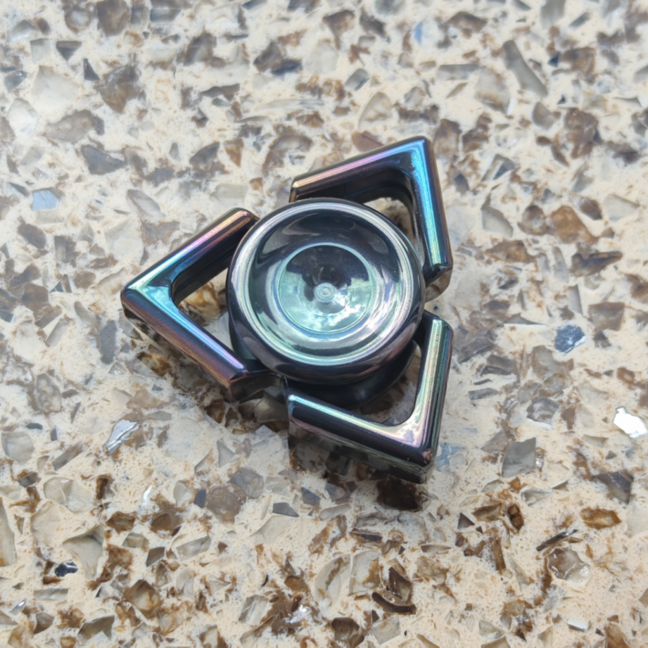 【妹子EDC】QEDC 玲珑手指指尖陀螺解压 出门外出便携黑科技玩具