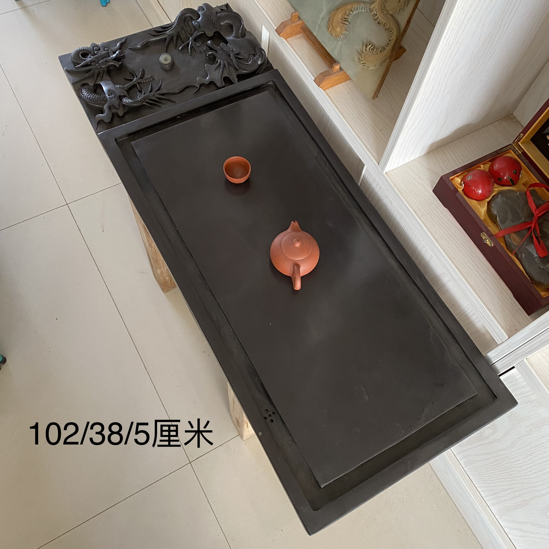 家用双龙戏珠茶盘茶几手工雕刻 自带天然石眼 因材施艺方正实用