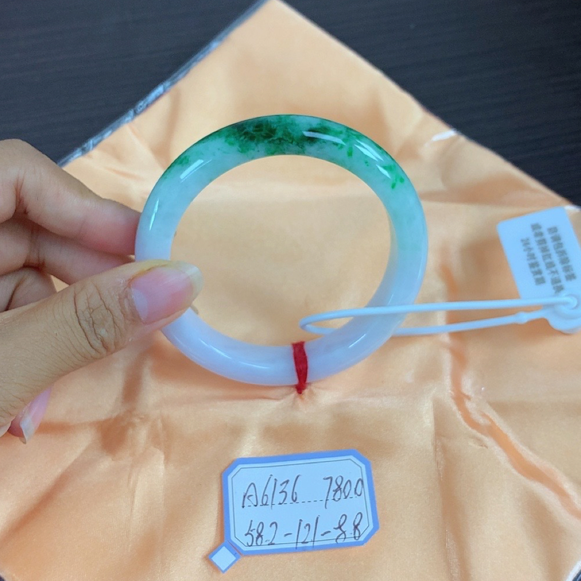 平洲珠宝甄选天然缅甸翡翠Ａ货A6136