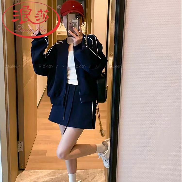 浪莎休闲女春秋套装显高棉夹克短裙裤两件套100棉无品牌