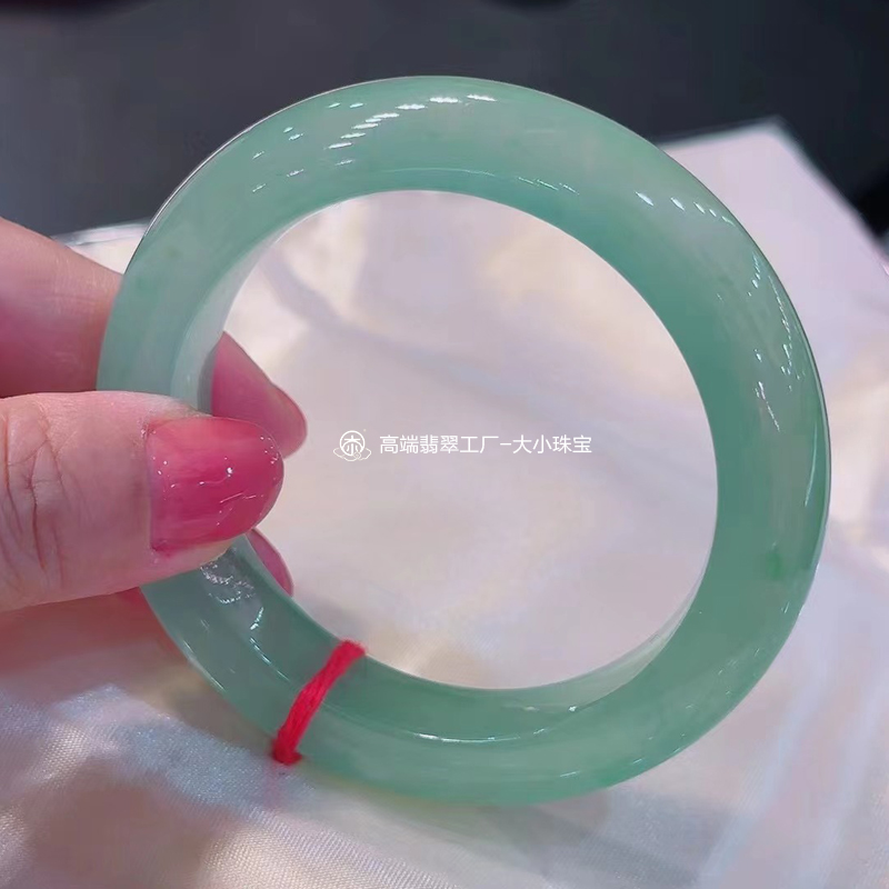 大小珠宝冰种晴水绿天然翡翠手镯正圈52.5老坑种起胶感冰晴玉镯子