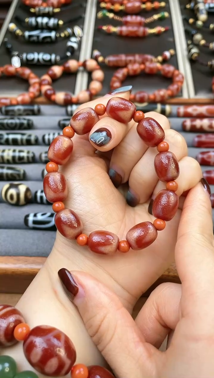 【闪购商品】玛瑙/玉髓手链未镶嵌高油红肉牙牙阵手链