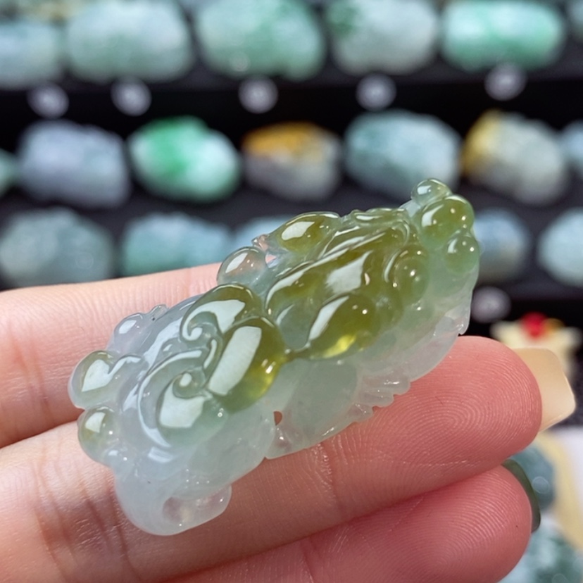 【闪购商品】翡翠颈饰未镶嵌