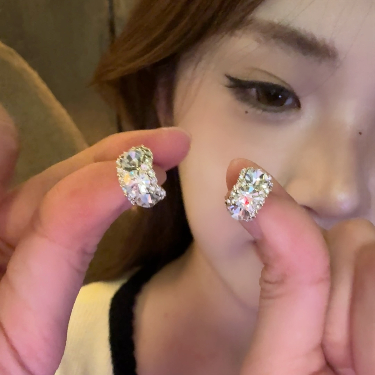 铜合金耳饰 精致超闪！小众设计感锆石耳钉女洋气耳环高级感耳饰