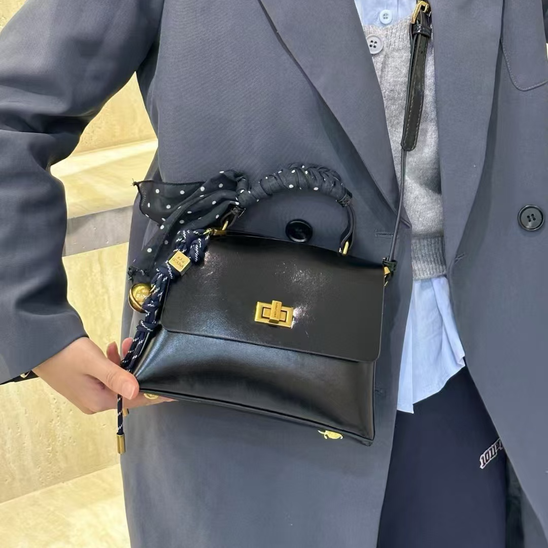 2025新款时尚女包腋下女包潮流女包复古休闲韩版女包   9673