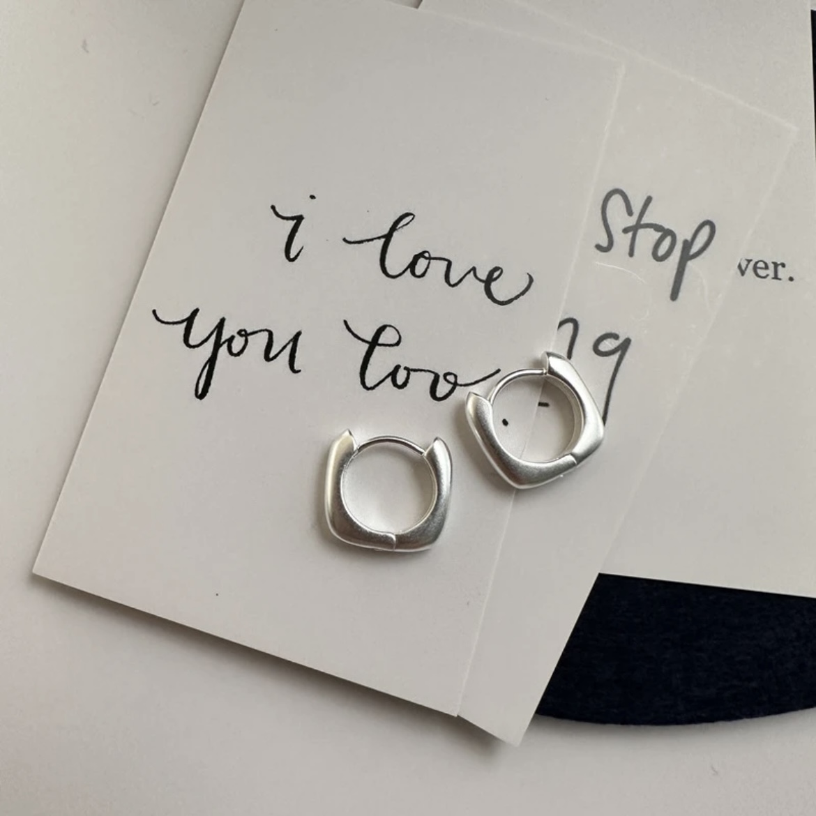 925银耳饰 925银简约气质百搭复古复古时尚小众光面个性韩版耳扣