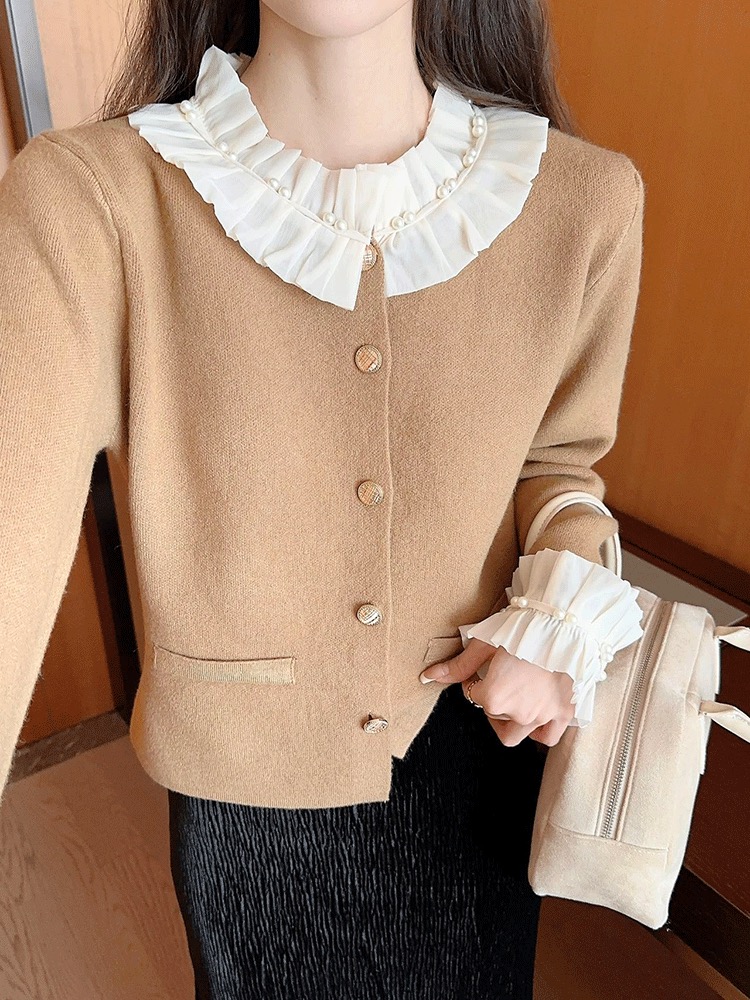 2024秋冬新款法式小香风珍珠拼接蕾丝减龄针织外套开衫荷叶领毛衣