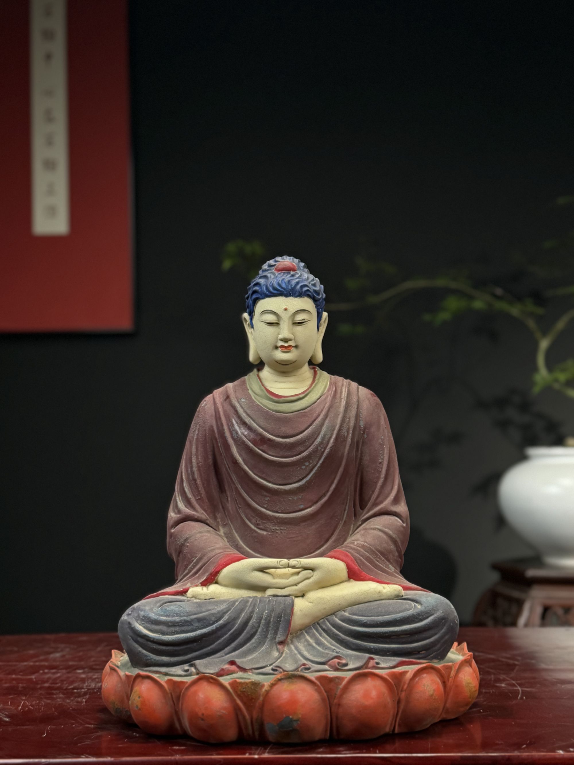 香樟木 彩绘释迦摩尼造像 长30.宽26.高40厘米