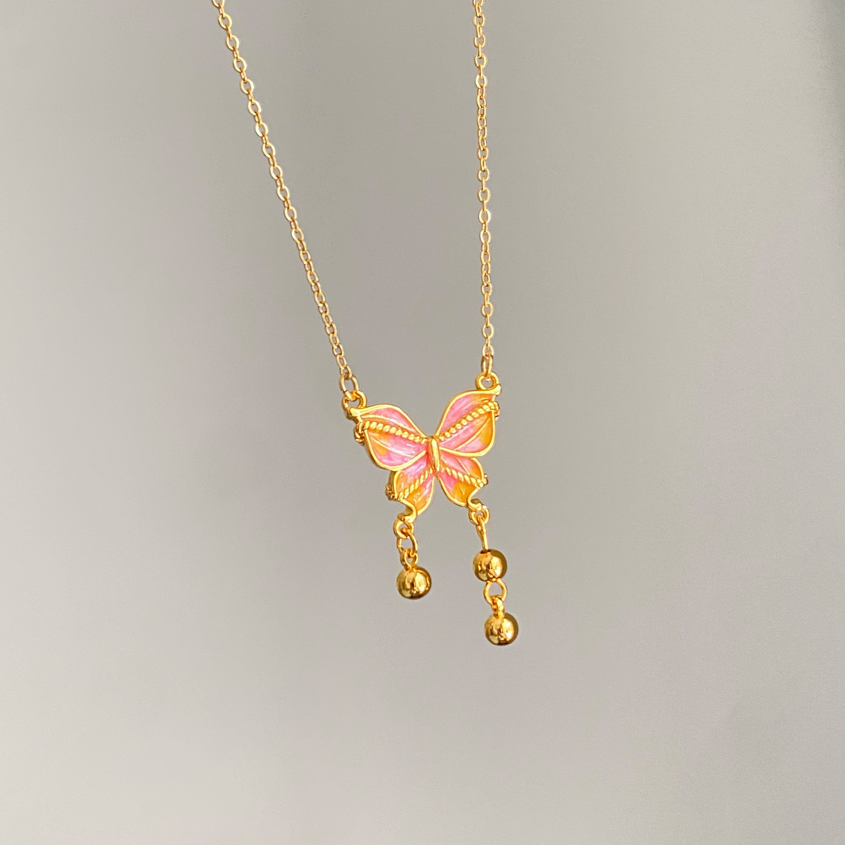 铜珐琅项链 【烟雨】珐琅缤纷蝴蝶项链复古宫廷铃铛流苏锁骨链8514