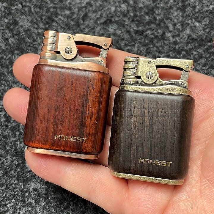 百诚磕头虫打火机 煤油磕头打火机 按压式檀木打火机 包邮