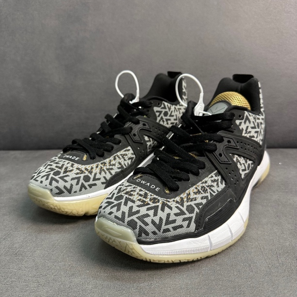 43.5码/韦德之道5 灰黑/A726篮球鞋/95新无原盒/ABAM057