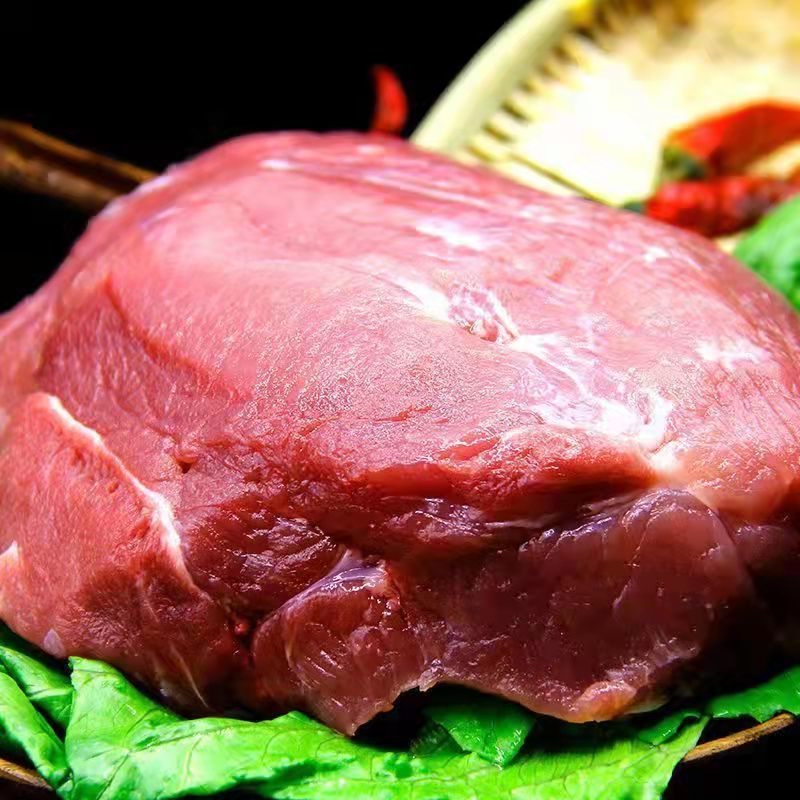 【猪前腿精瘦肉5斤】东北香香粮食猪 京东包邮 冷冻一晚 次日发货