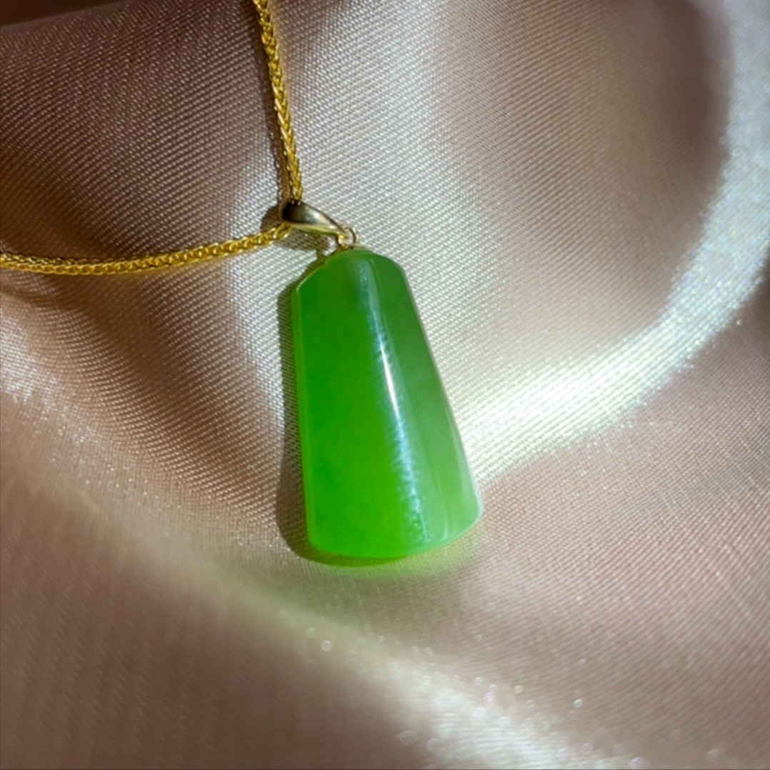 YTX/易同心和田玉碧玉T形无事牌18K金扣头镶嵌