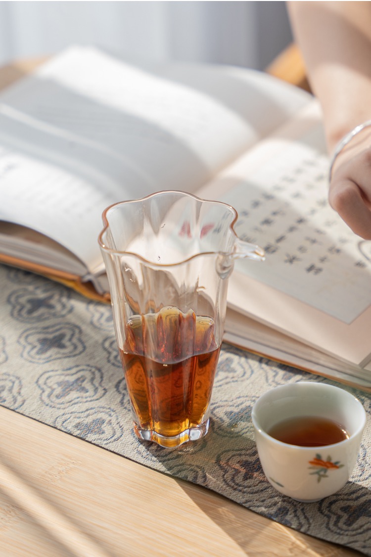 【三柒陶坊】花苞绿茶玻璃公道杯匀杯