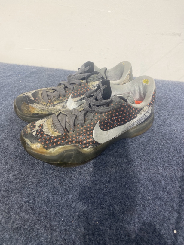 篮球鞋42码Nike Kobe 10 科比10 篮球鞋 Pain 灰鸽子公价5999