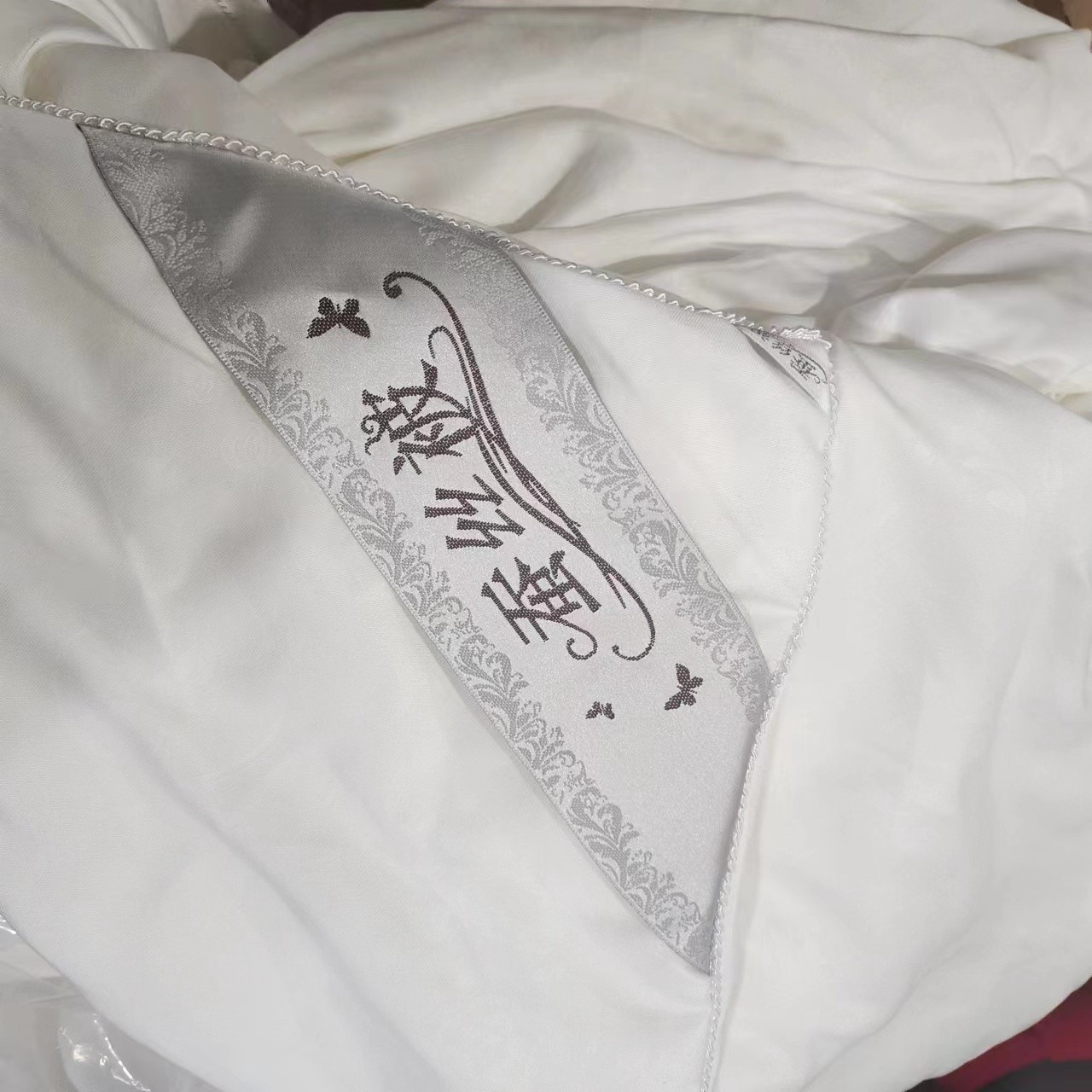 E3 新款米白色蚕被子 约200*230约4斤