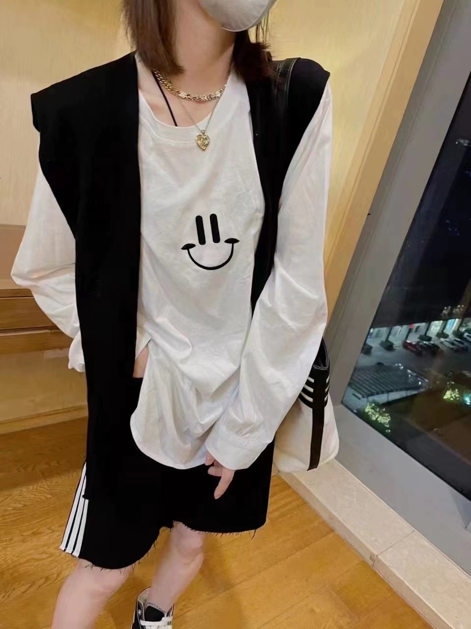 【杨慧美】秋季新款韩版宽松笑脸印花T恤2212-1