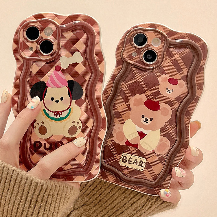 格纹小熊苹果14手机壳适用iphone15promax波纹边13新款女硅胶防摔