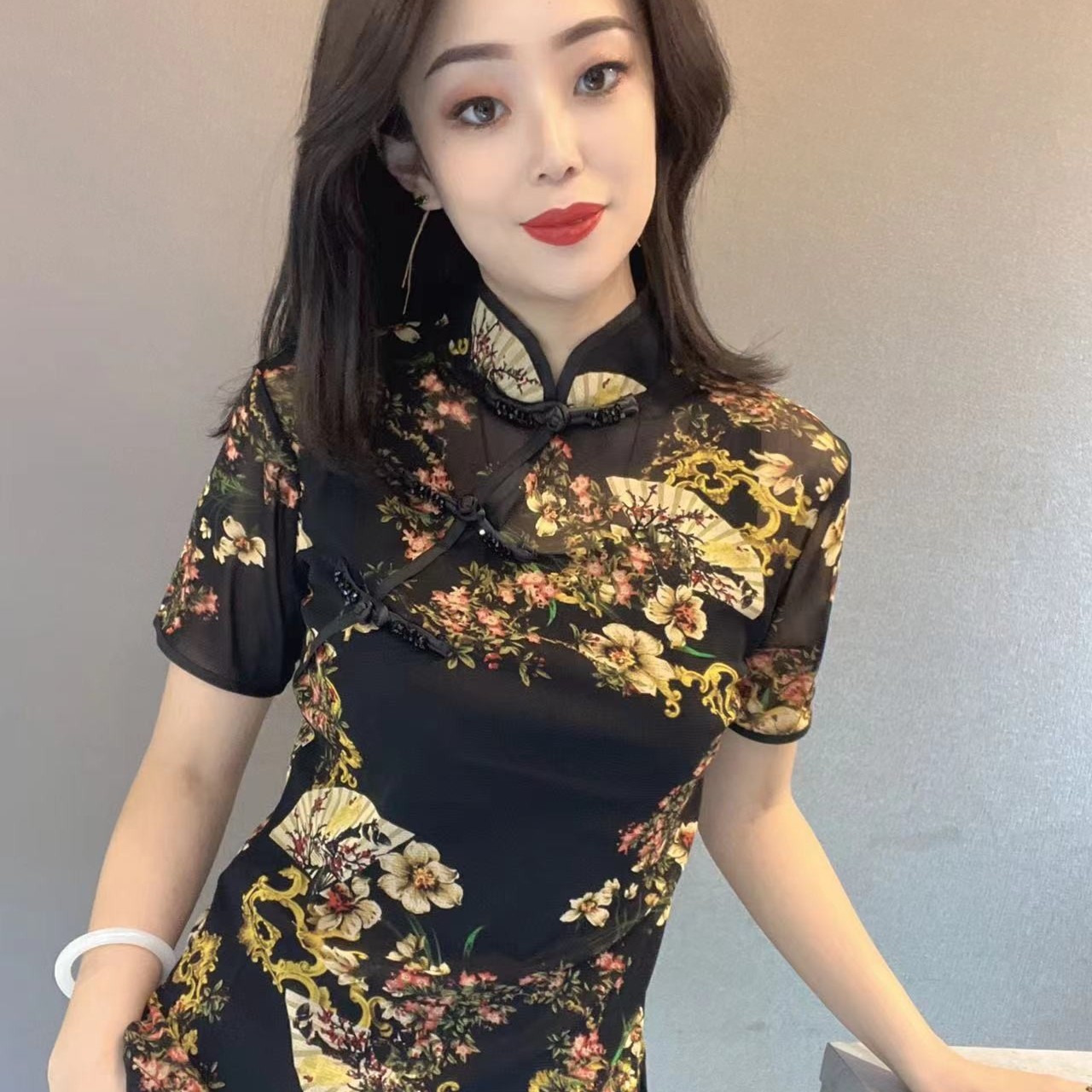 欧漫家新中式南韩丝盘扣钉珠小衫18006