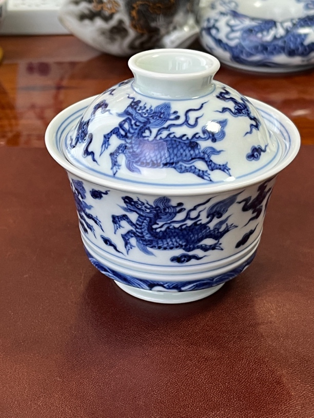 仿明麒麟踏浪两才盖碗 实用容量120cc 