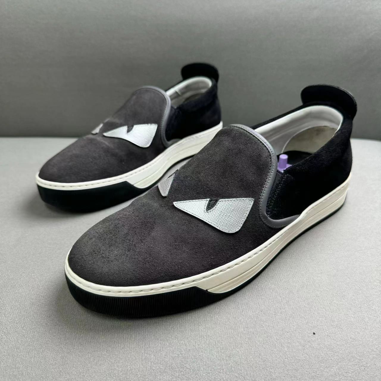 FENDI/芬迪黑灰小怪兽夏季时尚潮流一脚蹬 41码/96新