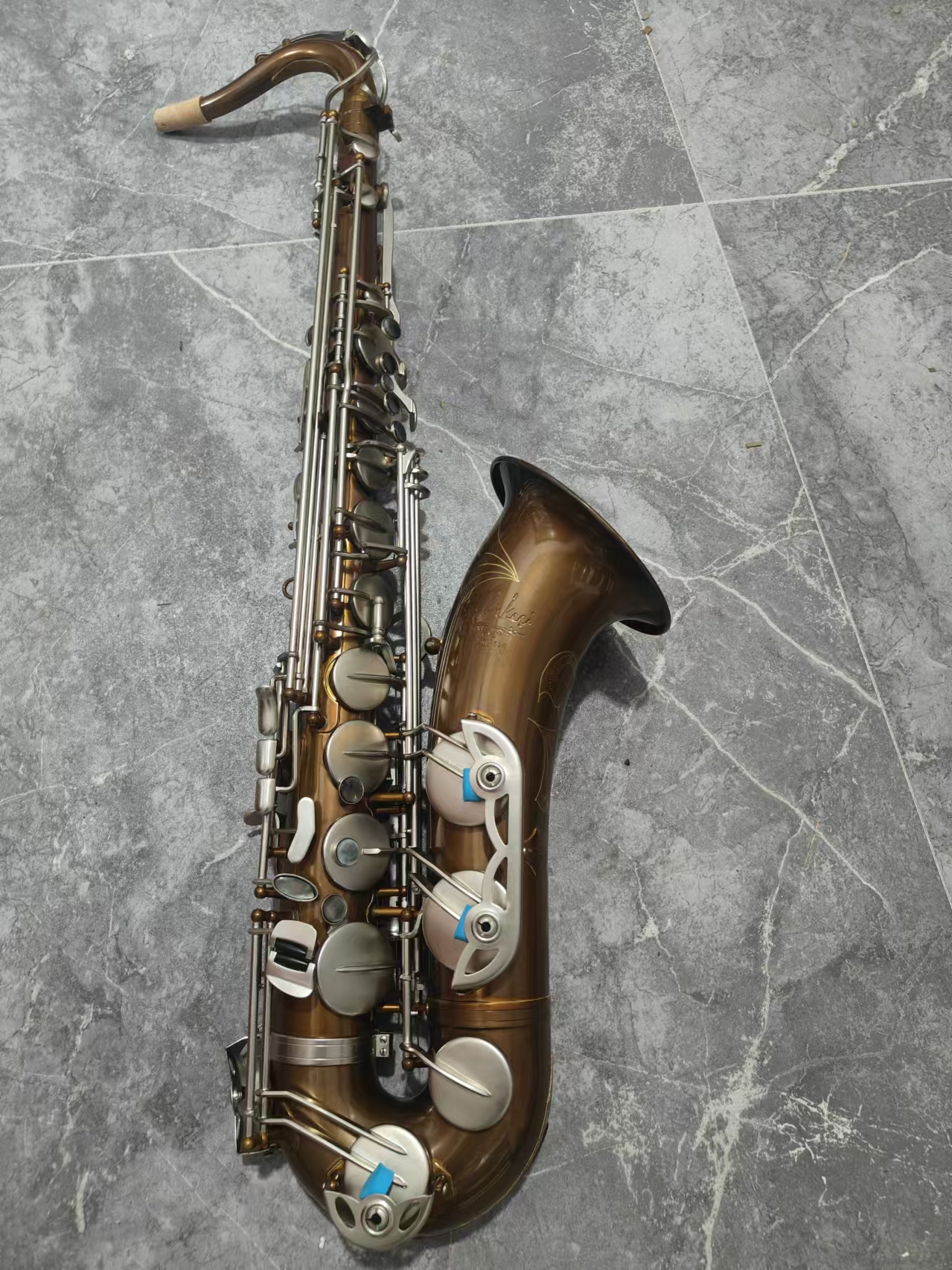 复古裸铜管体麻镍键子演奏级次中音乐器