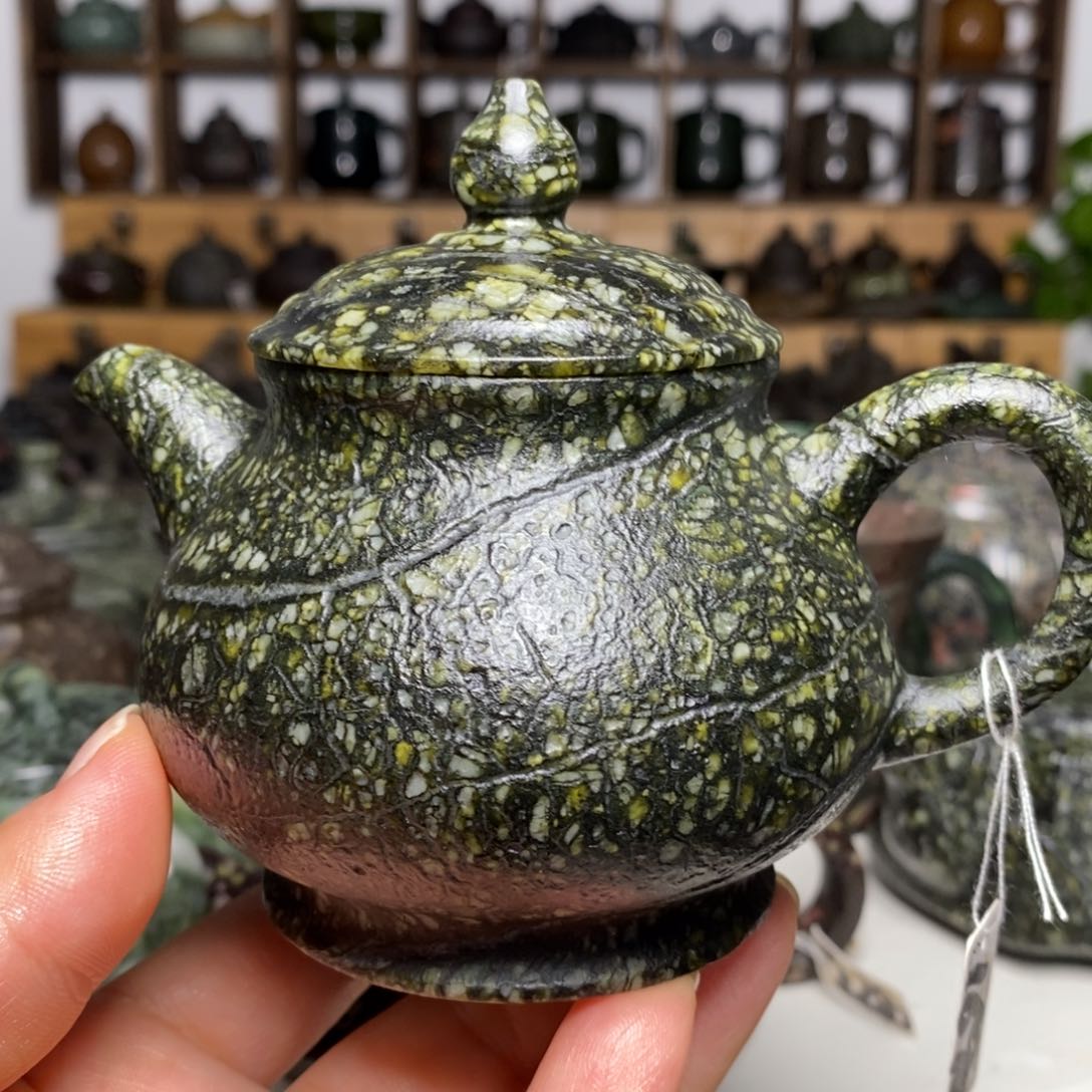 藏玉药王石蛇纹料潘壶230cc