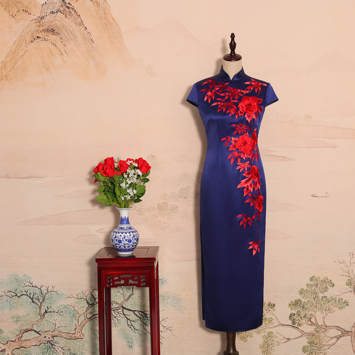 YUANZUEN/袁尊中国风旗袍藏蓝色桑蚕丝 手工翘边手推绣 修身 复古