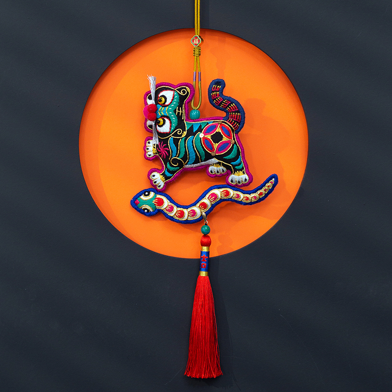 虎踩五毒刺绣手工diy材料包立体双面自绣高端平安符成品