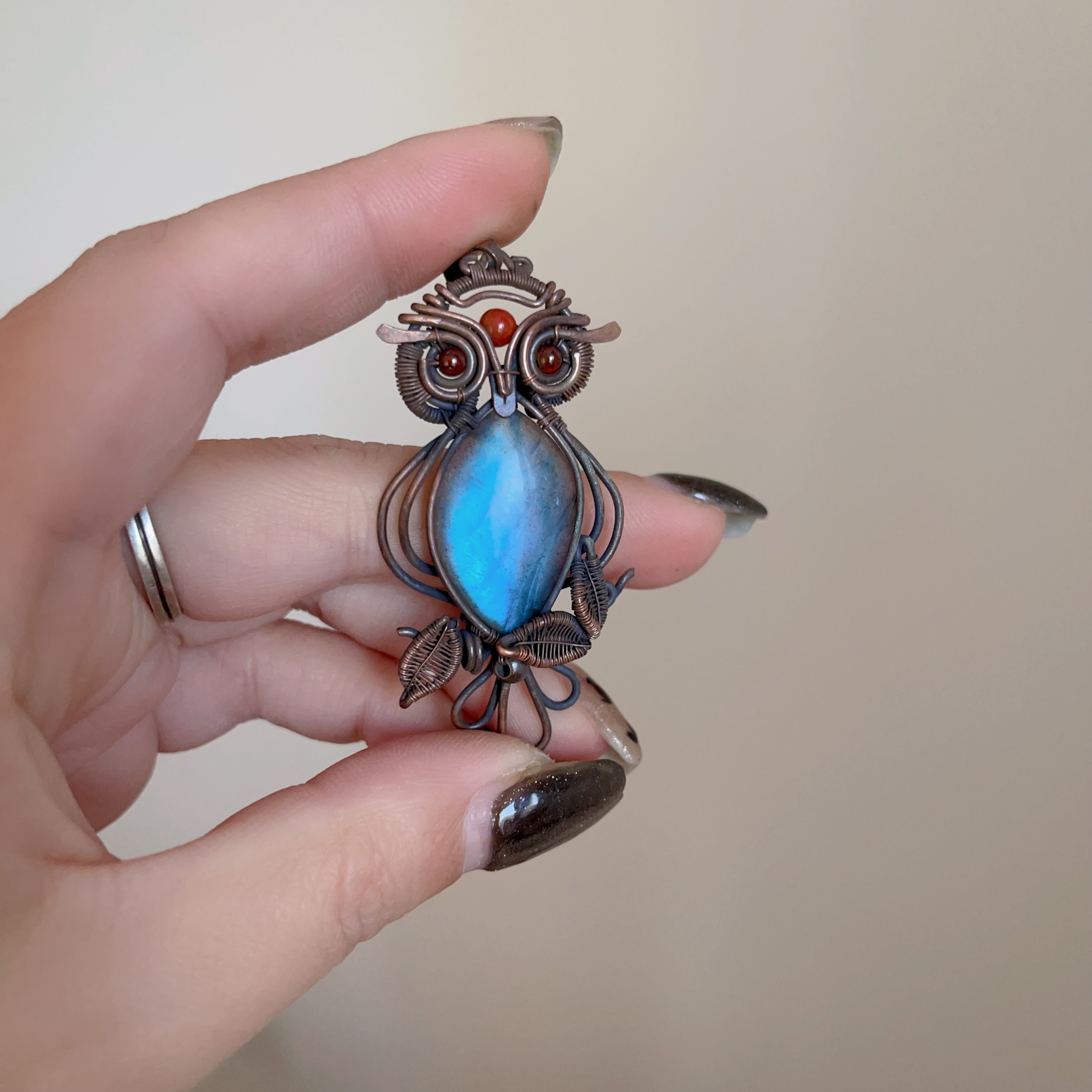 手工做旧猫头鹰首饰编织