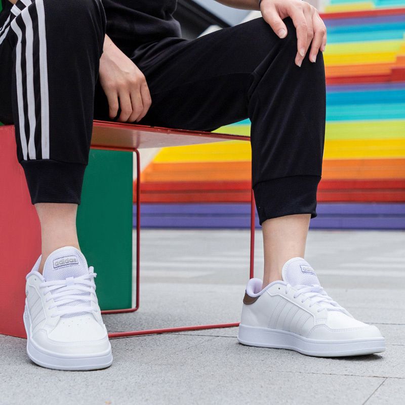 (WZ)Adidas//阿迪达斯BREAKNET女子新款运动休闲小白鞋板鞋FZ2467