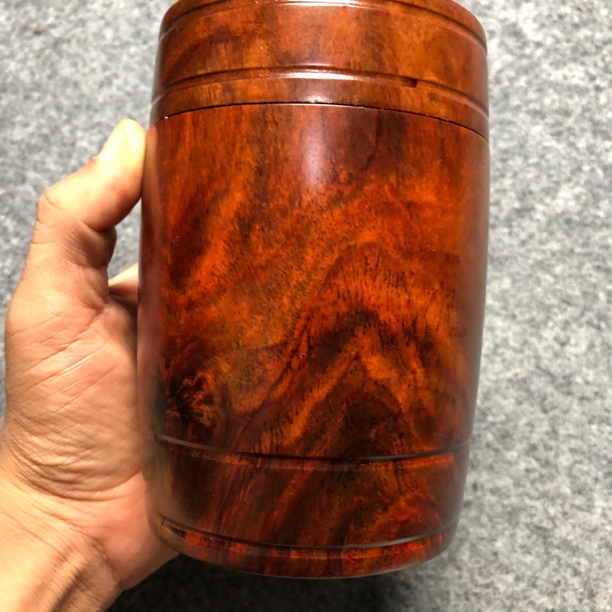 3xb319老挝大红酸枝带盖茶叶罐直径高度9.5/13.8cm重量600克