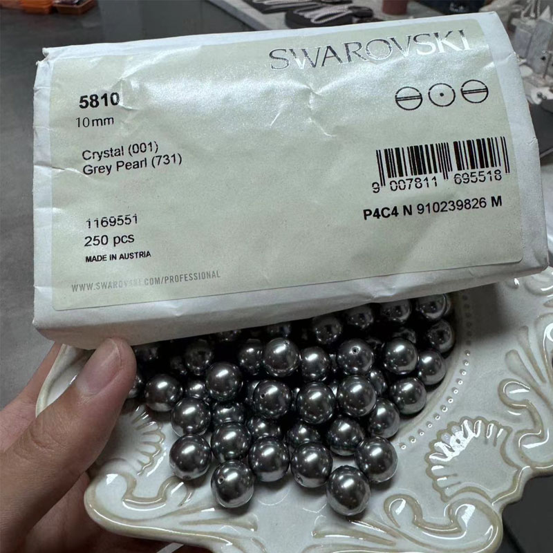 925银仿珍珠耳饰 正品奥地利施家大溪地10mm中灰色时尚耳钉