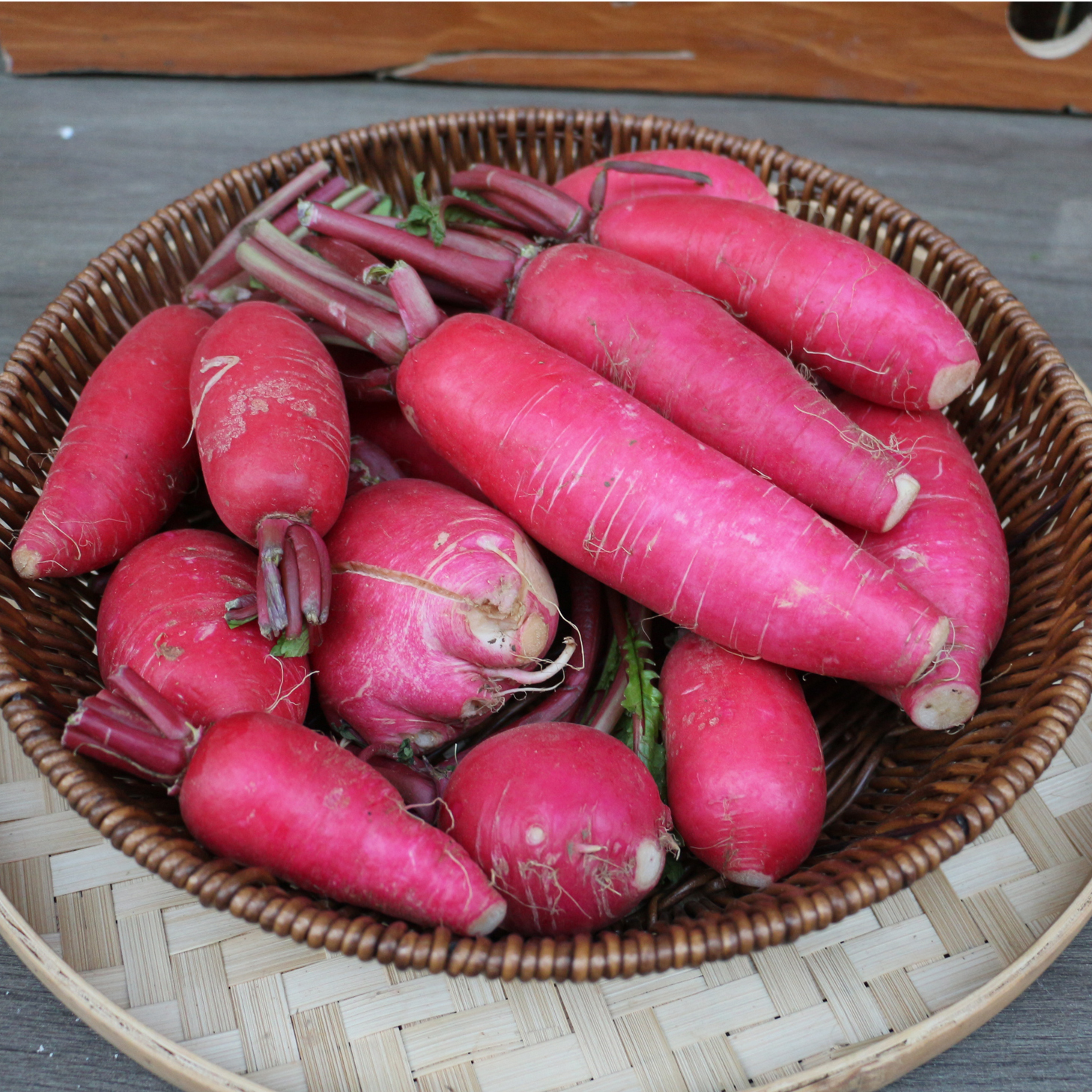 贵州农家种植新鲜露天红萝卜炒菜煲汤凉拌1斤