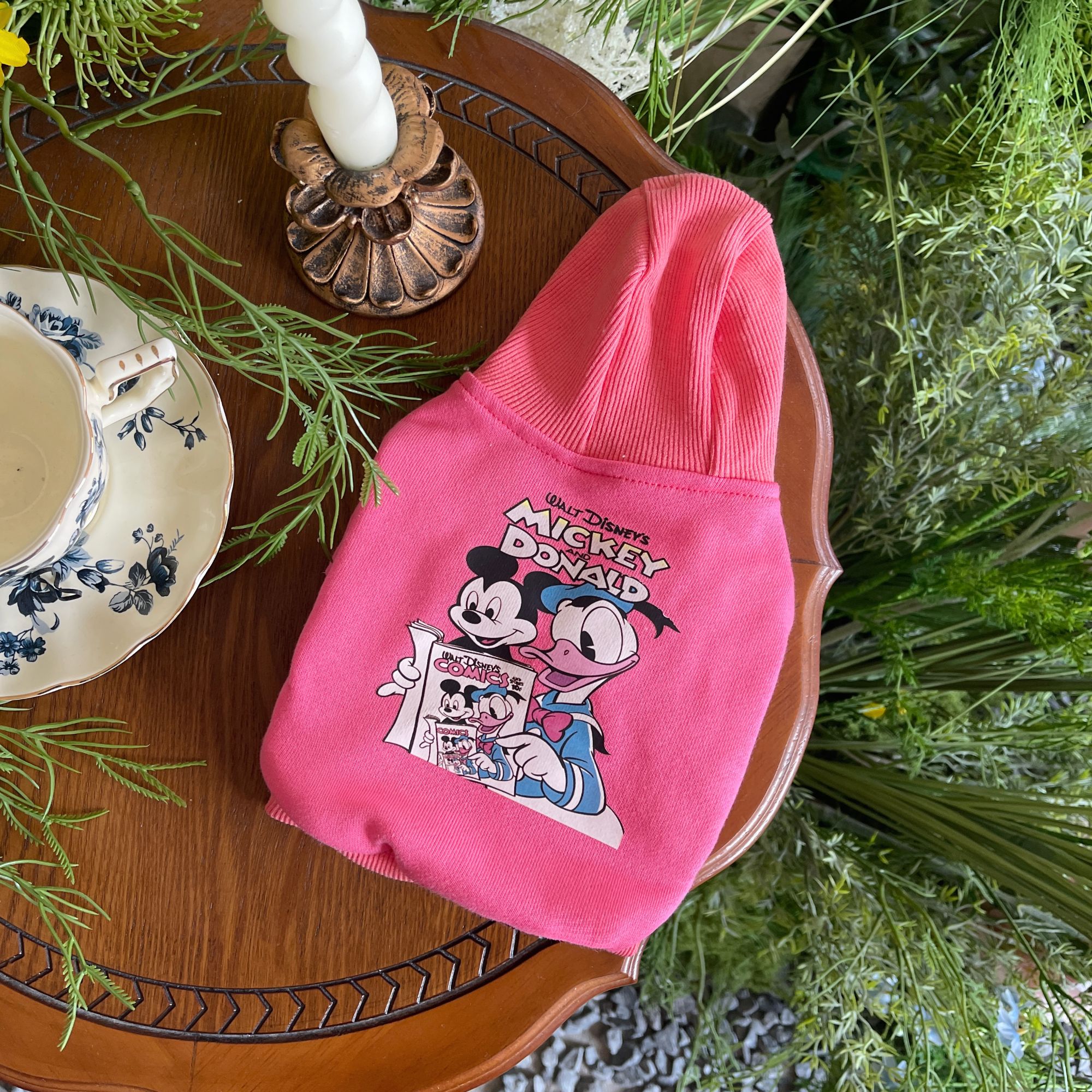 宠物春秋款玫红色短款连帽卫衣衣服网红迪斯尼印花狗狗猫咪