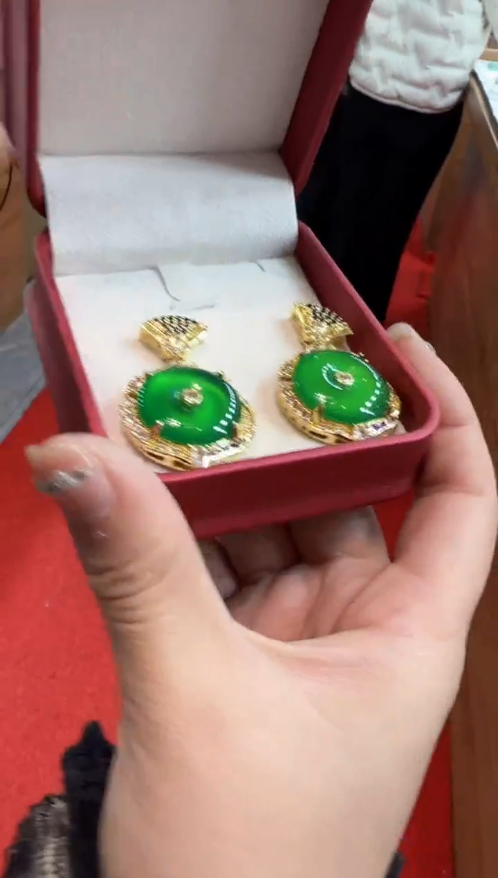 【闪购商品】玛瑙/玉髓颈饰14K金镶嵌多样性发货