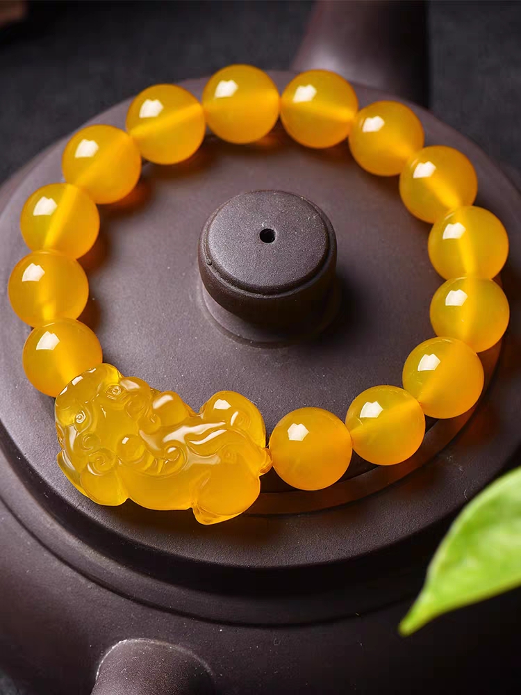 天然黄玛瑙貔貅手链转运珠男女款手串