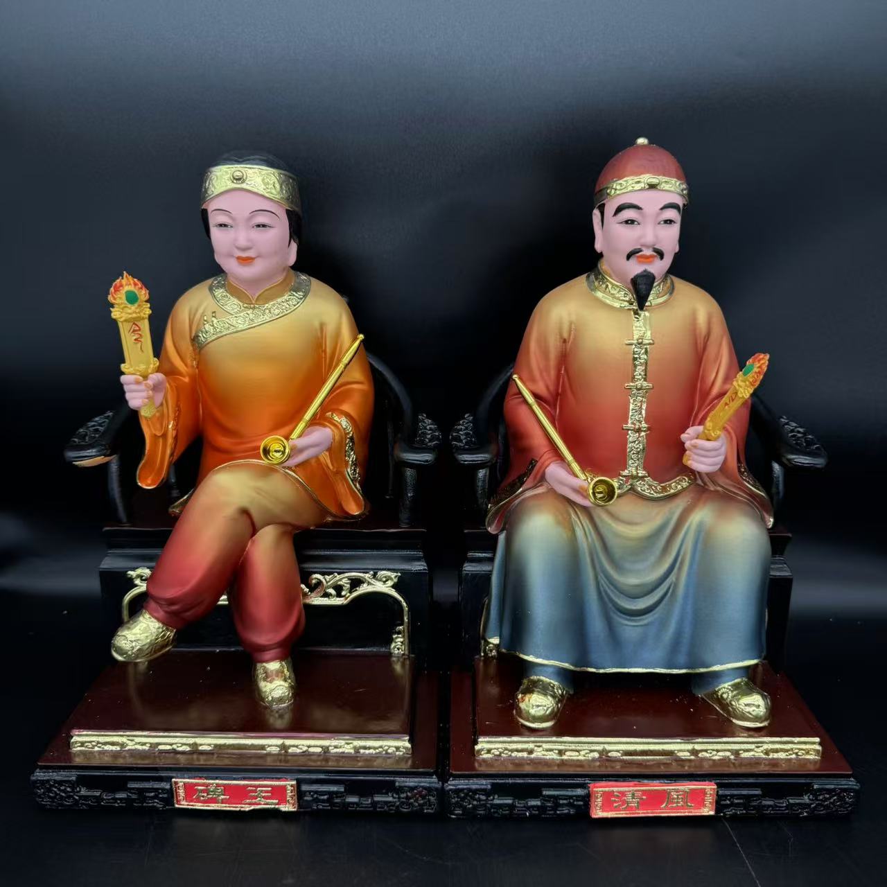 12寸树脂彩绘清风悲王家用摆件