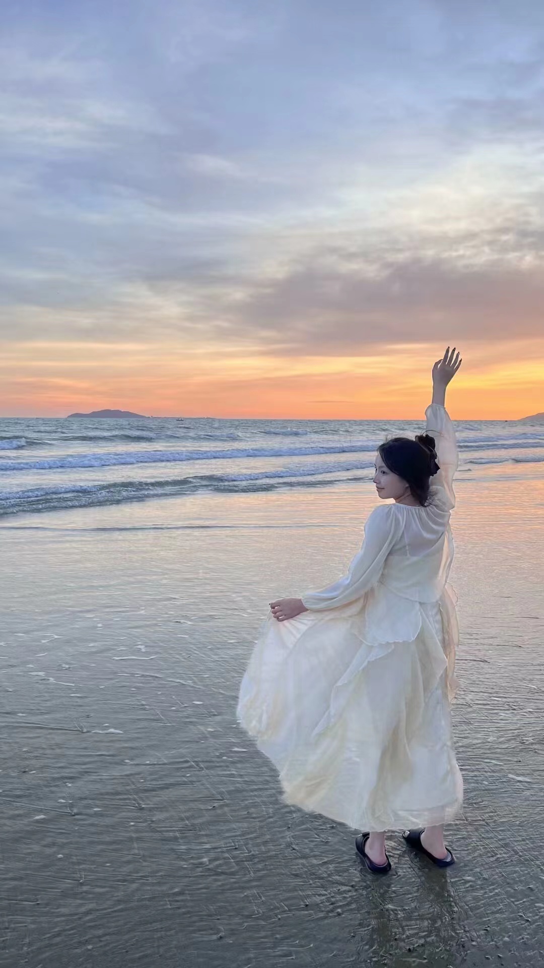 K柒贰叁轻奢气质女装甄选洋气仙气显瘦