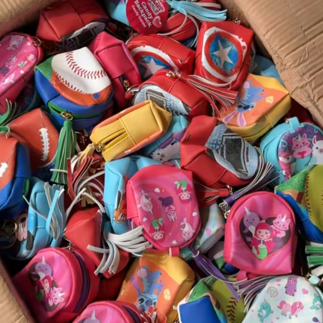 12月17号清发4个！多款卡通零钱包   